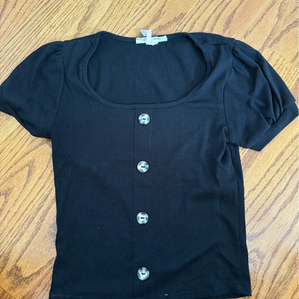 Forever 21 black tee with buttons.